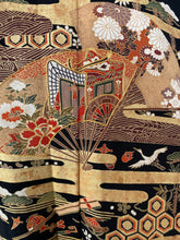 Load image into Gallery viewer, couture Kimono
